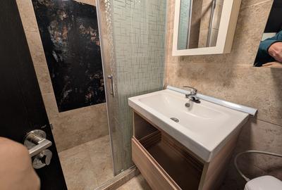 Apartament cu 2 camere decomandat în Drumul Taberei