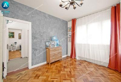 Apartament cu 4 camere decomandat, mobilat în Central - 7