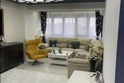Apartament cu 3 camere decomandat în Tomis Plus