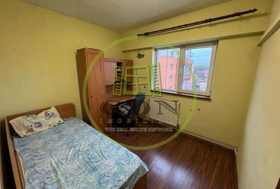 Apartament cu 3 camere decomandat, mobilat în 1 Mai - 6