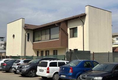 Casă cu 4 camere în Central - 2