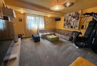 Casă cu 5 camere cu Teren 751 Mp în Central - 2