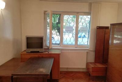 Apartament cu 2 camere decomandat în Drăgășani - 8