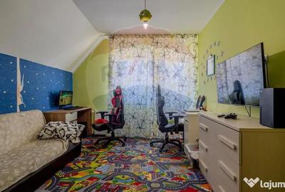 Casă cu 5 camere cu Teren 540 Mp în Ucea - 1