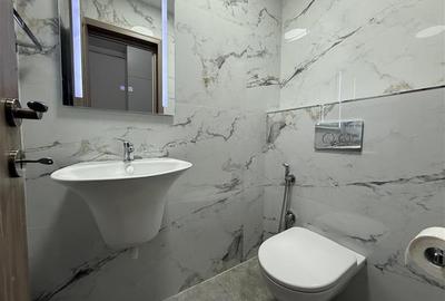 Bloc 2025 - central - apartament de LUX!! - 16