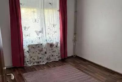 Apartament cu 4 camere semidecomandat în Apărătorii Patriei - 3