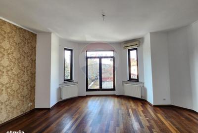 Apartament cu 5 camere în Ultracentral - 4