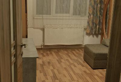 Inchiriez apartament 2 camere in Deva, pe str. Minerului, et 1 - 3