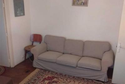 Apartament cu 2 camere semidecomandat în Podu Roș