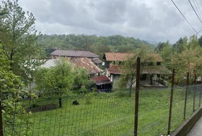 Teren de 900 mp, în Central - 2
