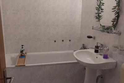 Inchiriez apartament - 3