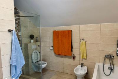 Casă cu 4 camere cu Canalizare în Bucium - 3