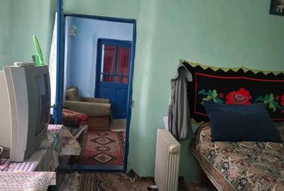 Casa batraneasca de vanzare in sat Segarcea Deal,jud Teleorman - 2