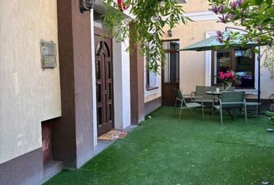 Casă cu 4 camere cu Teren 220 Mp în Moșilor