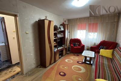 Apartament 3 Camere 2 bai bloc 1980 zona 1 Decembrie 1918 - 1