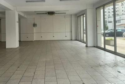 Spatiu comercial - 3
