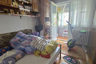 Apartament cu 4 camere semidecomandat în Cetății - 3