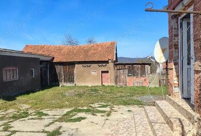 Casă cu 5 camere în Teiu - 5