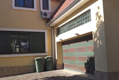 Casă cu 6 camere cu Canalizare în Băneasa - 1