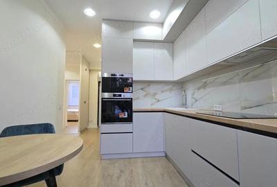 Apartament cu 2 camere decomandat în Berceni