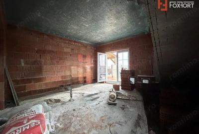 Casă cu 3 camere cu Teren 350 Mp în Sânandrei