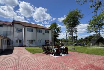 Spațiu comercial, de 1,600 mp, în Răcarii de Jos