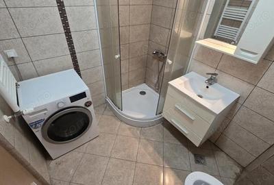 Garsonieră decomandată în Central - 2