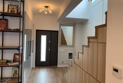 VILA TUNARI SINGLE - 220 mp curte - GARAJ - 4