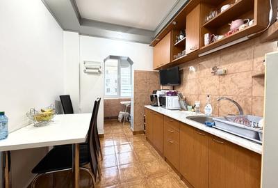 Apartament cu 3 camere decomandat, mobilat în Lipovei - 6