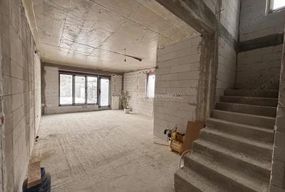 Casă cu 3 camere cu Teren 255 Mp în Cantemir - 1