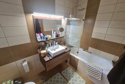 Casă cu 6 camere cu Canalizare în Ultracentral - 26