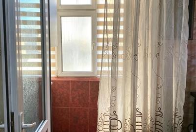 Apartament cu 2 camere decomandat, mobilat în CET - 6