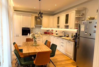 Casa moderna, finalizata in 2025, cu terase generoase si arhitectura premium - 3