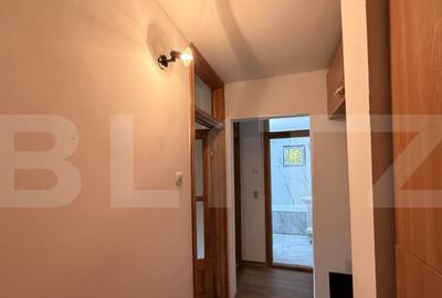 Apartament 3 camere decomandat, et. 1, 72 mp, zona 1 Mai - 5