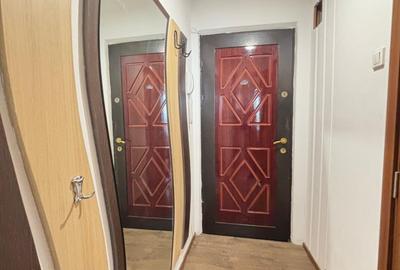 Garsonieră decomandată, mobilată în Universitate - 9