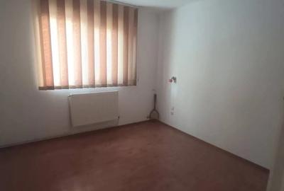 Apartament 3 camere de vanzare - 4