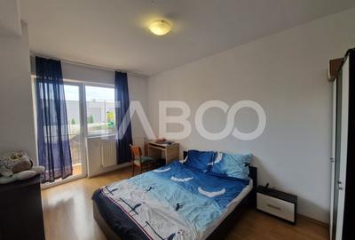 Apartament cu 3 camere decomandat, mobilat în Central