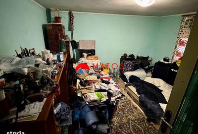 Casă cu 3 camere decomandat în Bobolia - 18