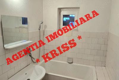 Apartament cu 3 camere semidecomandat în Craiovei - 4