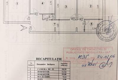 Apartament cu 3 camere decomandat în Central