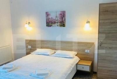 Casă cu 7 camere cu Teren 800 Mp în Central - 2