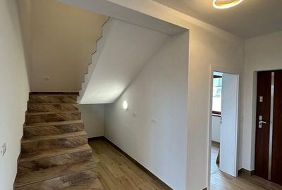Duplex cu 5 camere cu Teren 300 Mp în Dumbrăvița - 11