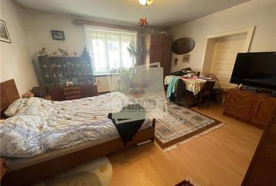 Casa cu 6 camere 3 bai 994 mp teren in Parcul Sub Arini - 5