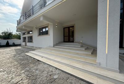 Casă individuală cu 10 camere cu Canalizare în Snagov - 3