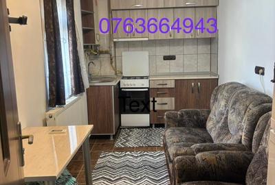 Garsonieră decomandată în Central - 3