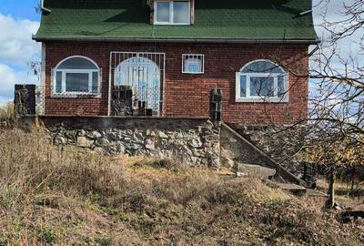 Casă cu 4 camere în Central - 8