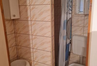 Camera de 15 mp situata intr-o casa individuala- curte comuna - Sos Chitilei - 3