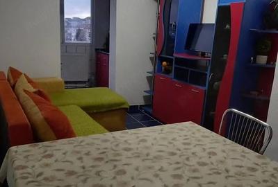 Apartament cu 2 camere decomandat în Rogerius - 3