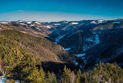 Teren de 1190 mp, în Mărișel - 3