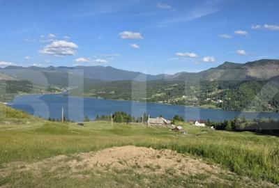 Teren de 1000 mp, în Central